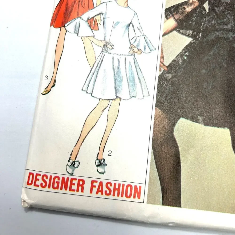 Simplicity Designer Fashion Vintage 1968 Pattern #7900 Misses Dress Slip Size 14